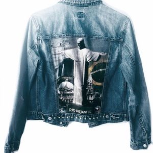 ⭕️ SOLD - Vintage embellished Jean jacket